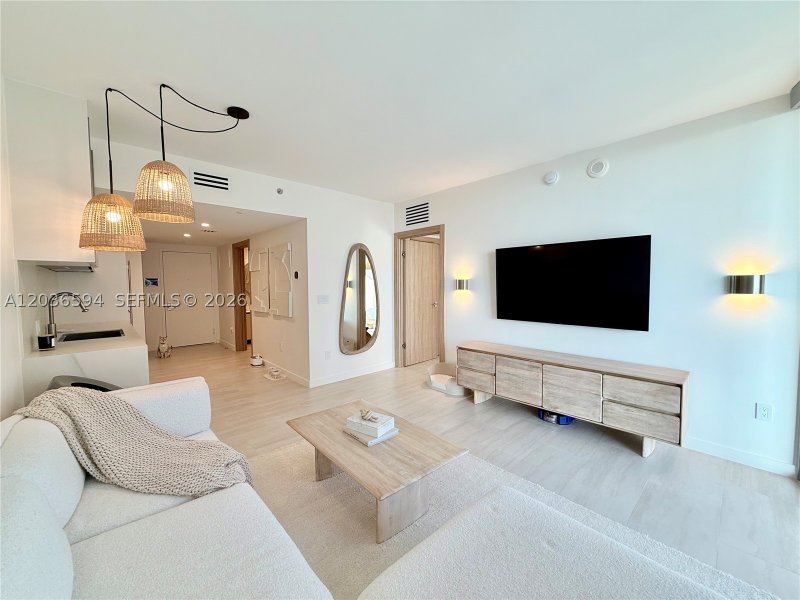 Apartment for rent at Icon Brickell Tower II 5106
