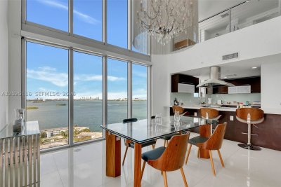 Eloquence on the Bay Apt #1808