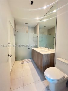 Comprar apartamento en Paraiso Bayviews 202