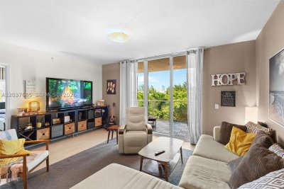 Comprar apartamento no One Fifty One at Biscayne 401