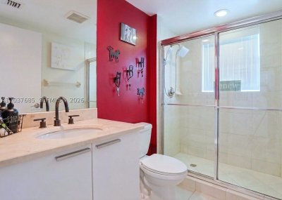 Comprar apartamento no One Fifty One at Biscayne 401