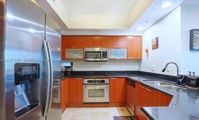 Comprar apartamento no One Fifty One at Biscayne 401