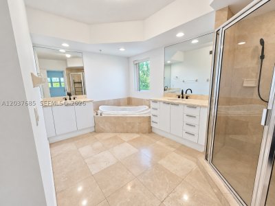 Comprar apartamento en One Fifty One at Biscayne 401