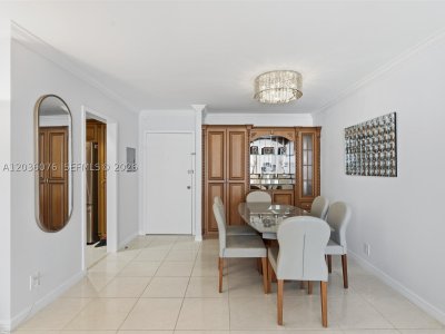 Comprar apartamento no Parker Plaza Estates 1123
