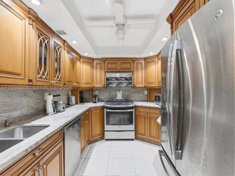 Condo for sale at Parker Plaza Estates 1123