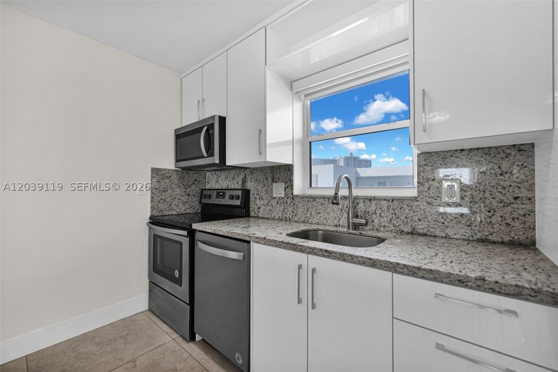 Apartment for rent at Le Cartier 537
