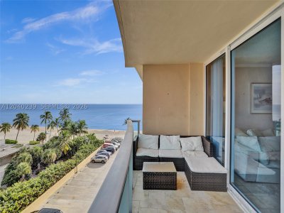 The Wave Condo Apt #605 (Availab