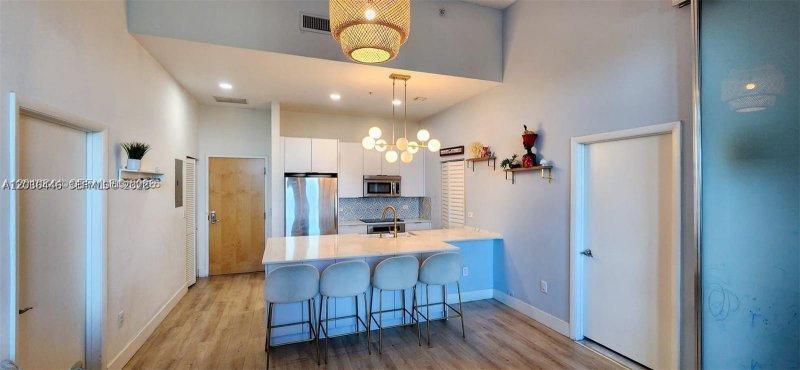 Condo for sale at Vizcayne Everglades On The Bay 301