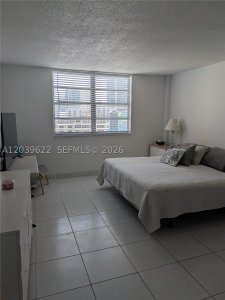 Alquiler de apartamento en Plaza Towers South 1407