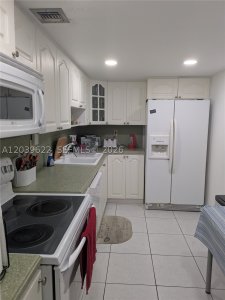 Alquiler de apartamento en Plaza Towers South 1407