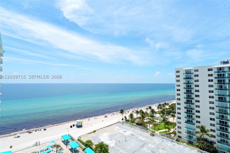 Condo for sale at Sea Air Towers 1410