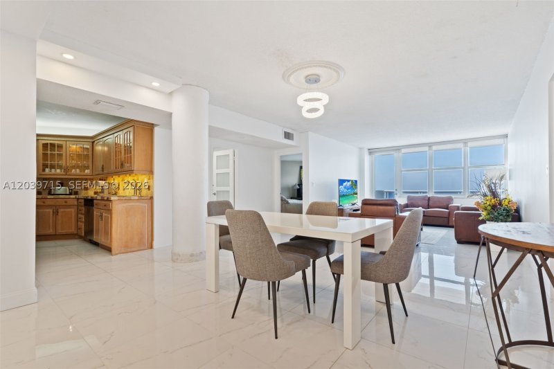 Condo for sale at Sea Air Towers 1410