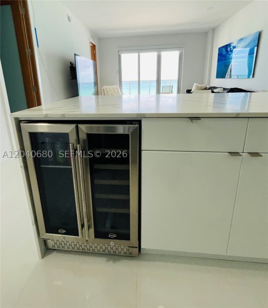 Apartment for rent at Arlen Beach PH08