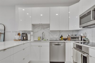 Aluguel de apartamento no Arlen Beach PH08
