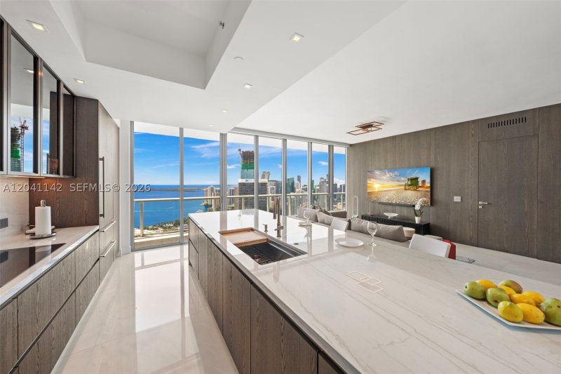 Condo for sale at Marina Blue 5404
