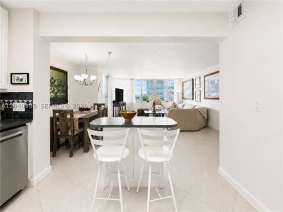 Comprar apartamento no Imperial Towers 620
