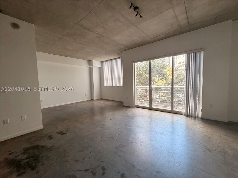 Condo for sale at Loft Downtown II 209
