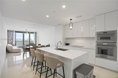 Alquiler de apartamento en Aria Reserve Miami 3905