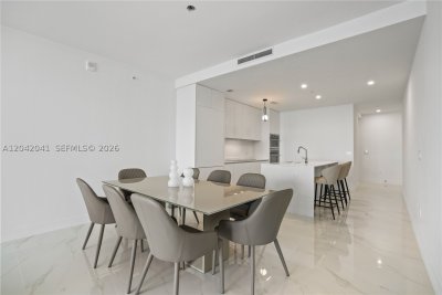 Alquiler de apartamento en Aria Reserve Miami 3905
