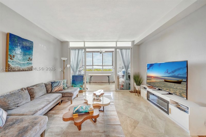 Condo for sale at Carriage Club North PH02