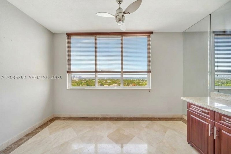 Condo for sale at Carriage Club North PH02