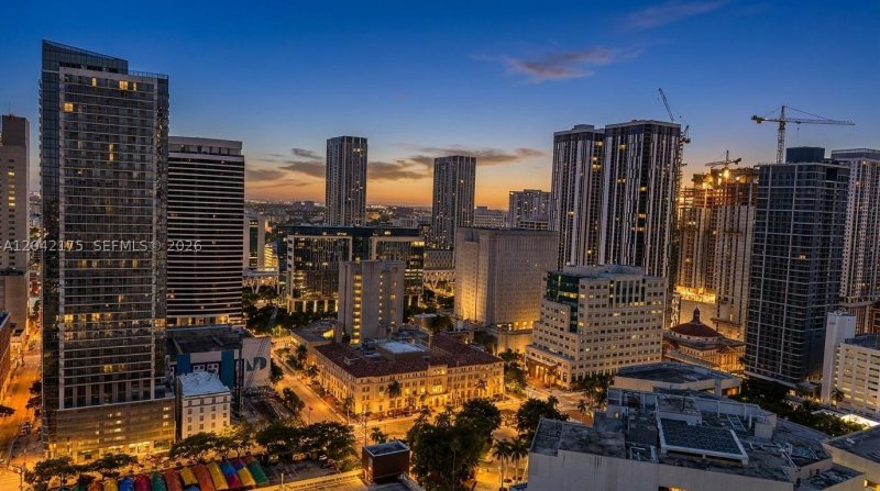 Comprar apartamento no YotelPad Miami 3104