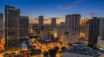 Comprar apartamento no YotelPad Miami 3104