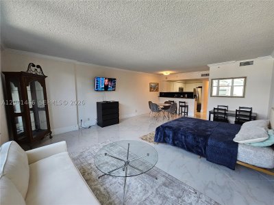 Aluguel de apartamento no The Wave Condo 327