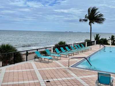 Plaza South Apt #3e