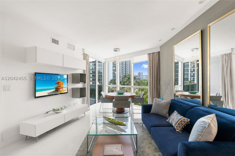 Comprar apartamento no Trump Royale 603