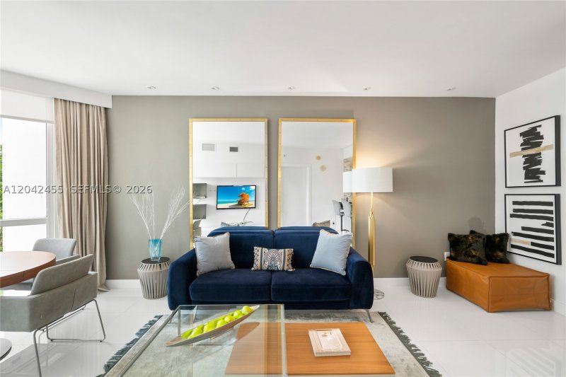 Comprar apartamento no Trump Royale 603