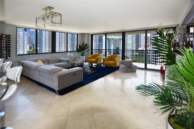 Comprar apartamento en Brickell Key Two 1513
