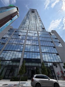 Aluguel de apartamento no E11EVEN Hotel & Residences 3306B