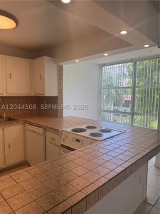 Aluguel de apartamento no Avila Condo 429