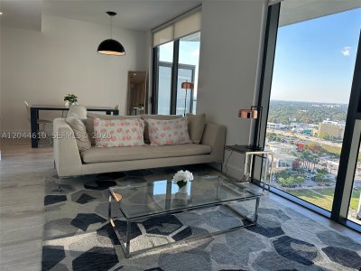 Hyde Midtown Apt #1915