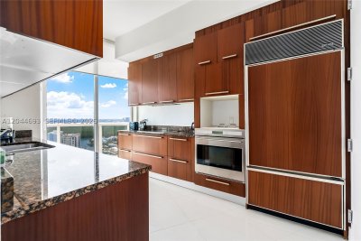 Alquiler de apartamento en Trump Tower One 2605