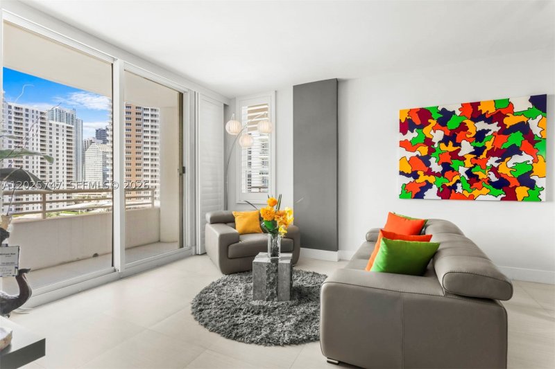 Condo for sale at One Tequesta Point 1002