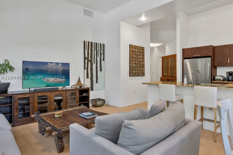 Condo for sale at Turnberry Village 108