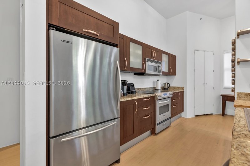 Condo for sale at Turnberry Village 108