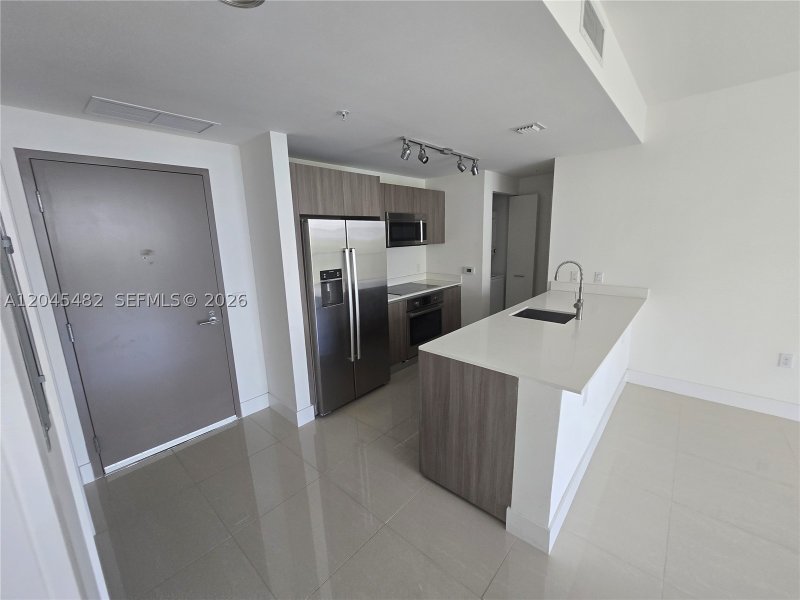 Apartment for rent at Cassa Brickell 611