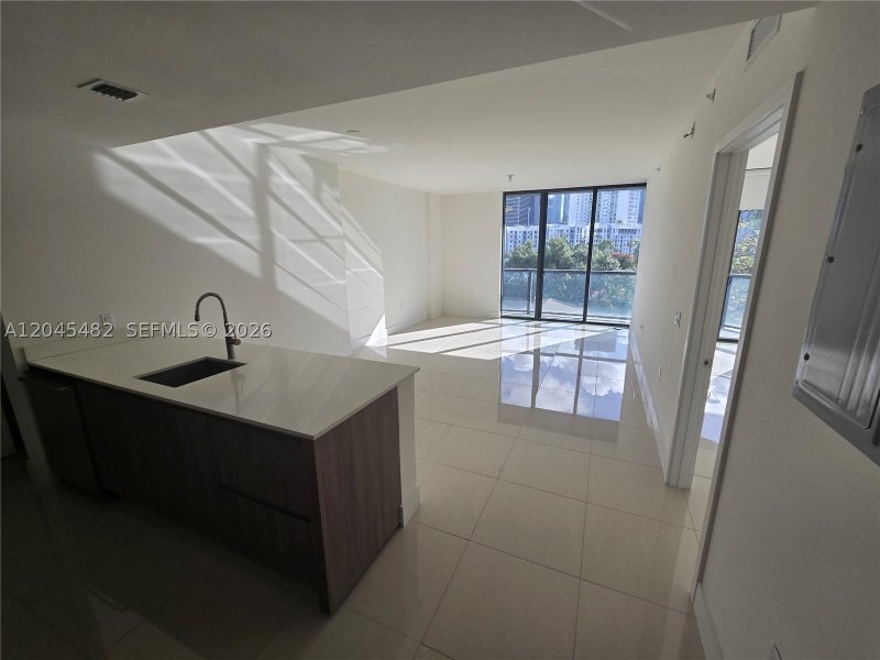 Apartment for rent at Cassa Brickell 611