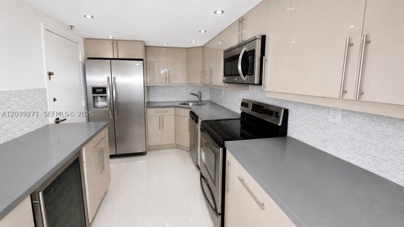 Apartment for rent at Maison Grande 401