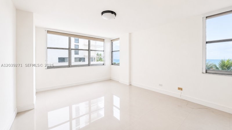 Apartment for rent at Maison Grande 401