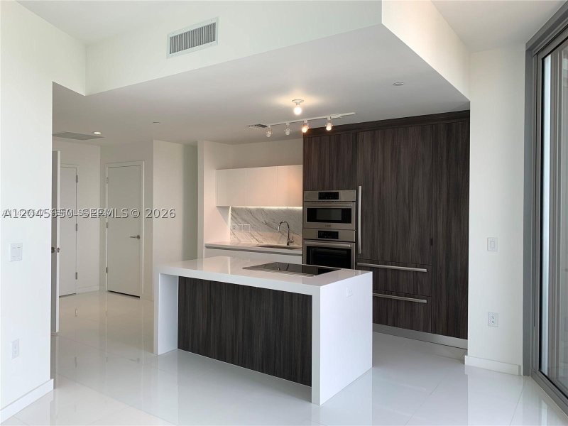 Condo for sale at Paramount Miami WorldCenter 2702