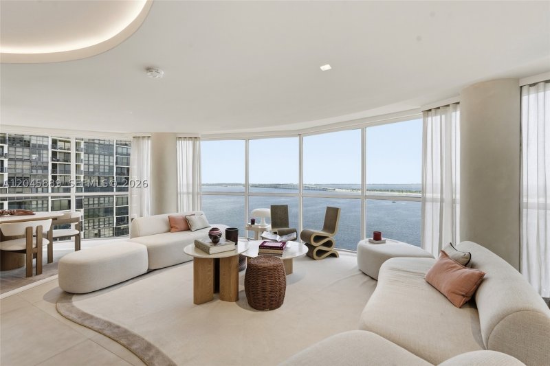 Comprar apartamento en Atlantis on Brickell 1401