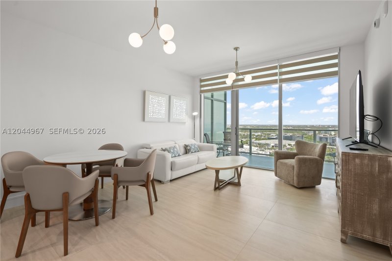 Alquiler de apartamento en One Park Tower by Turnberry 1207