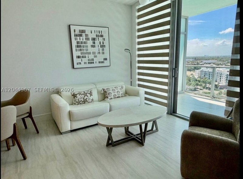 Alquiler de apartamento en One Park Tower by Turnberry 1207