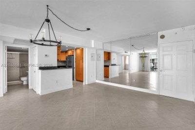 Aluguel de apartamento no Island Pointe 8F