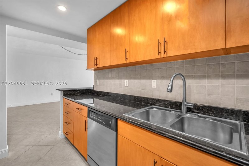 Alquiler de apartamento en Island Pointe 8F