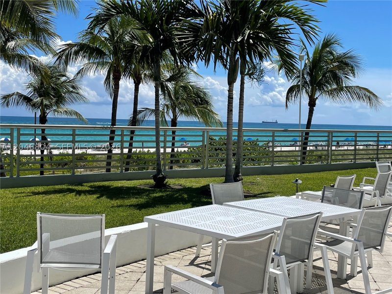 Apartment for rent at Seacoast 5151 1722